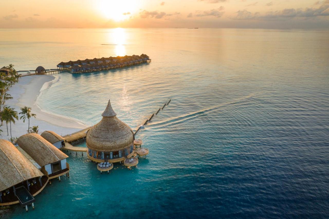 Outrigger Maldives Maafushivaru Resort Dhangethi Exterior photo